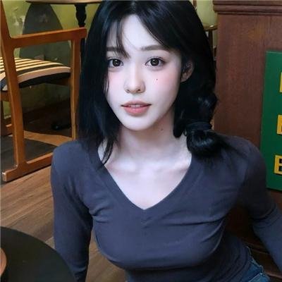 柯罗内的故事